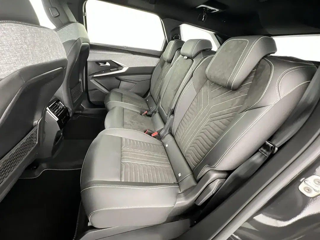 Peugeot 5008 - Thumbnail 8