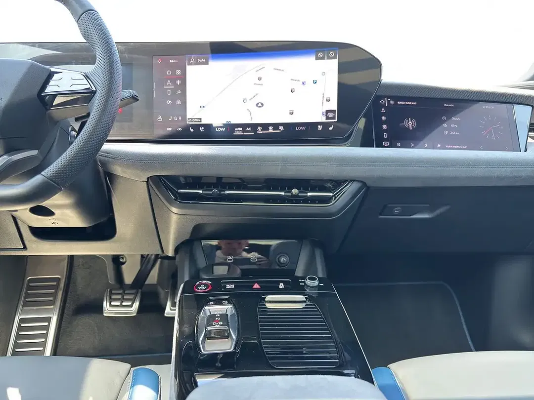 Audi S6 e-tron - Thumbnail 6