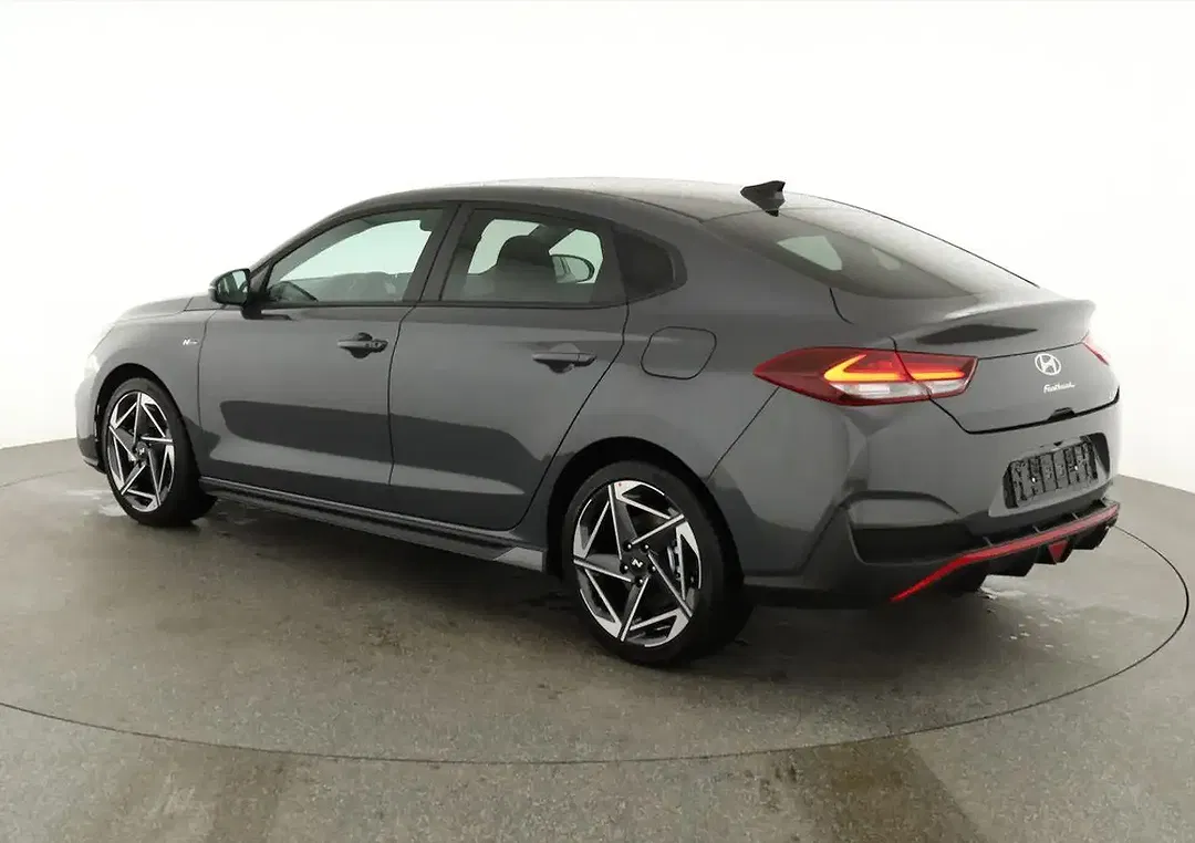 Hyundai i30 - Thumbnail 3