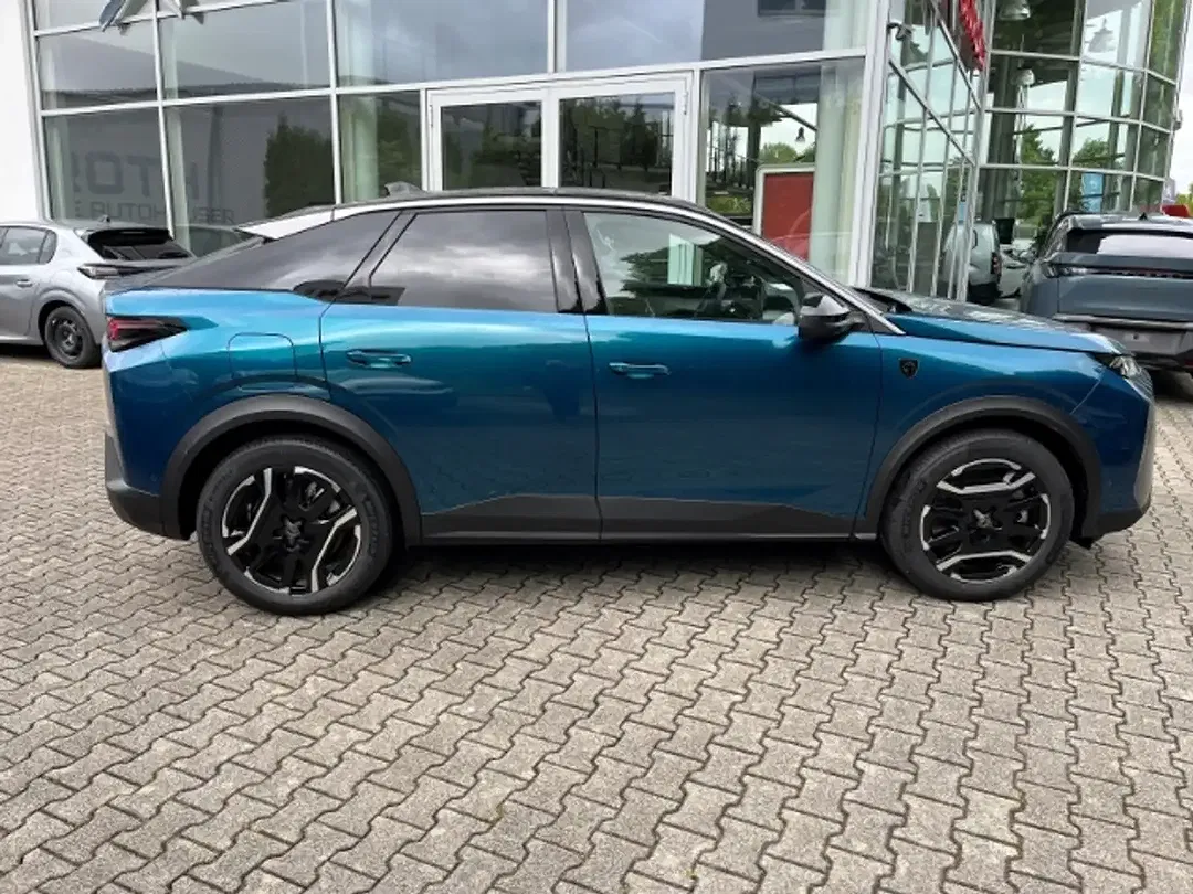Peugeot 3008 - Thumbnail 2
