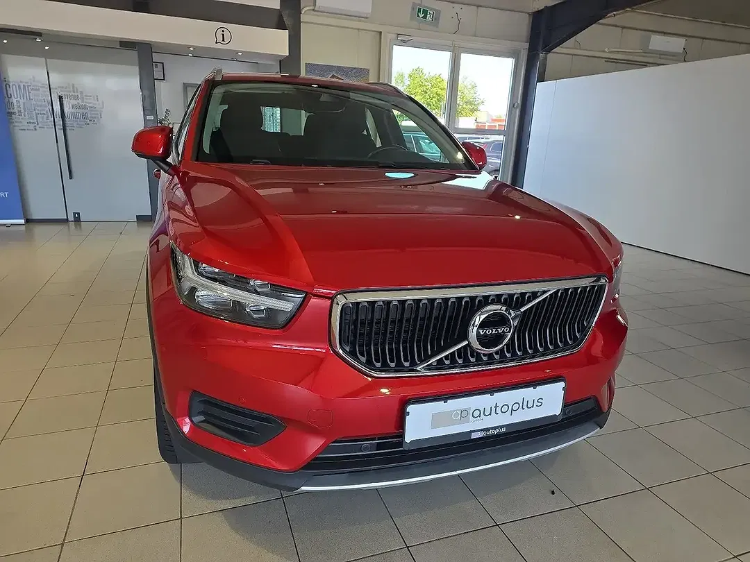 Volvo XC40 - Thumbnail 5