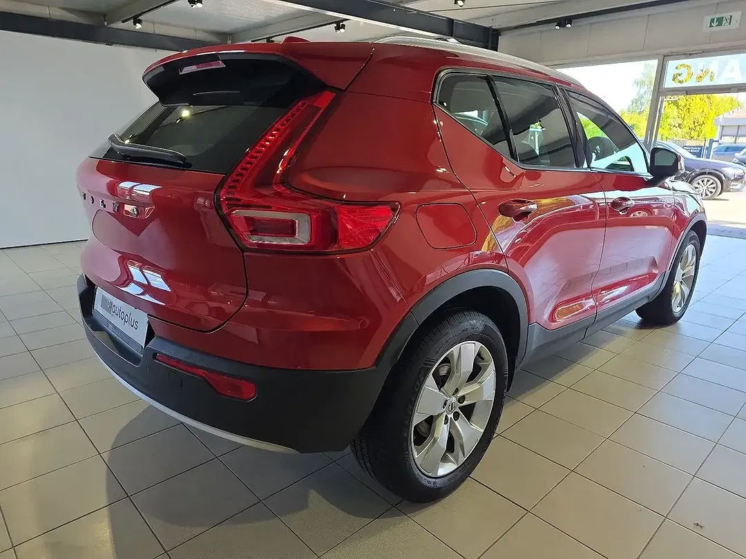 Volvo XC40 - Thumbnail 6