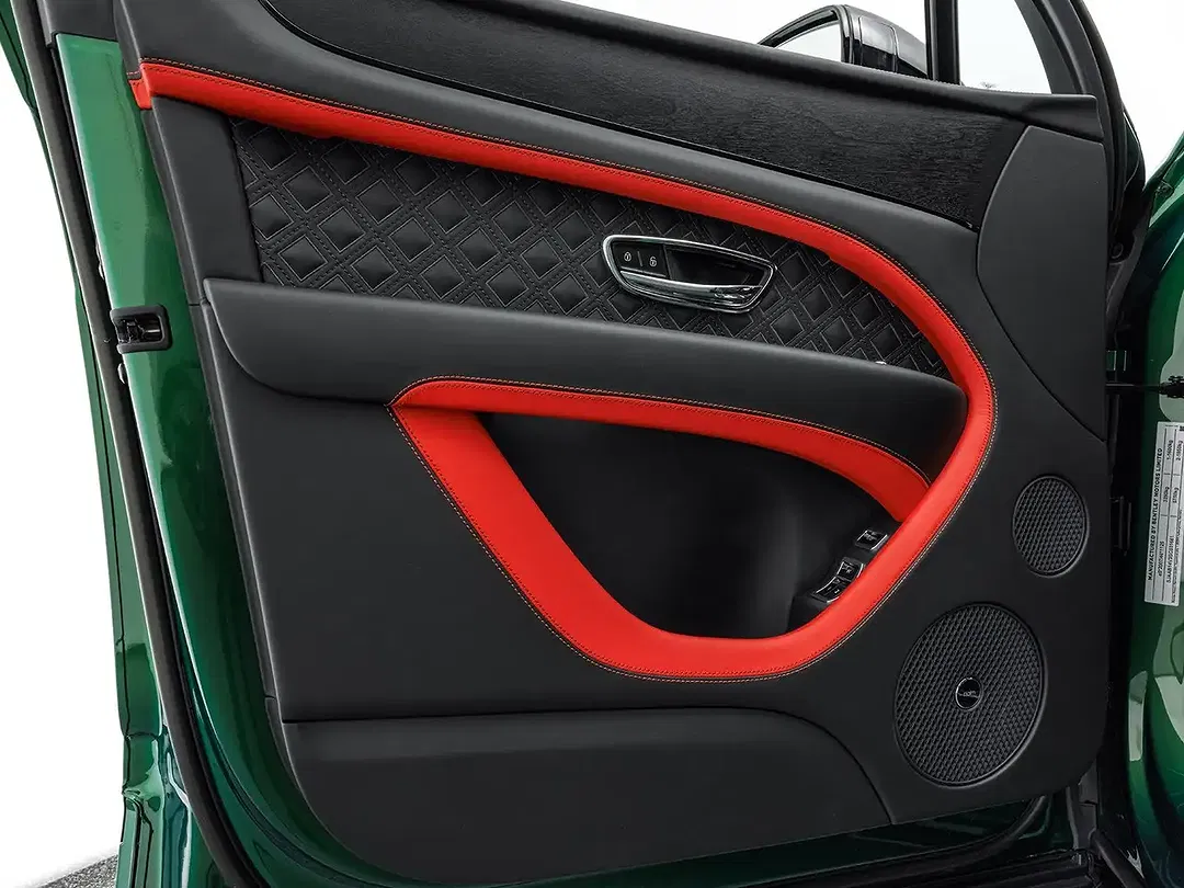 Bentley Bentayga - Thumbnail 10
