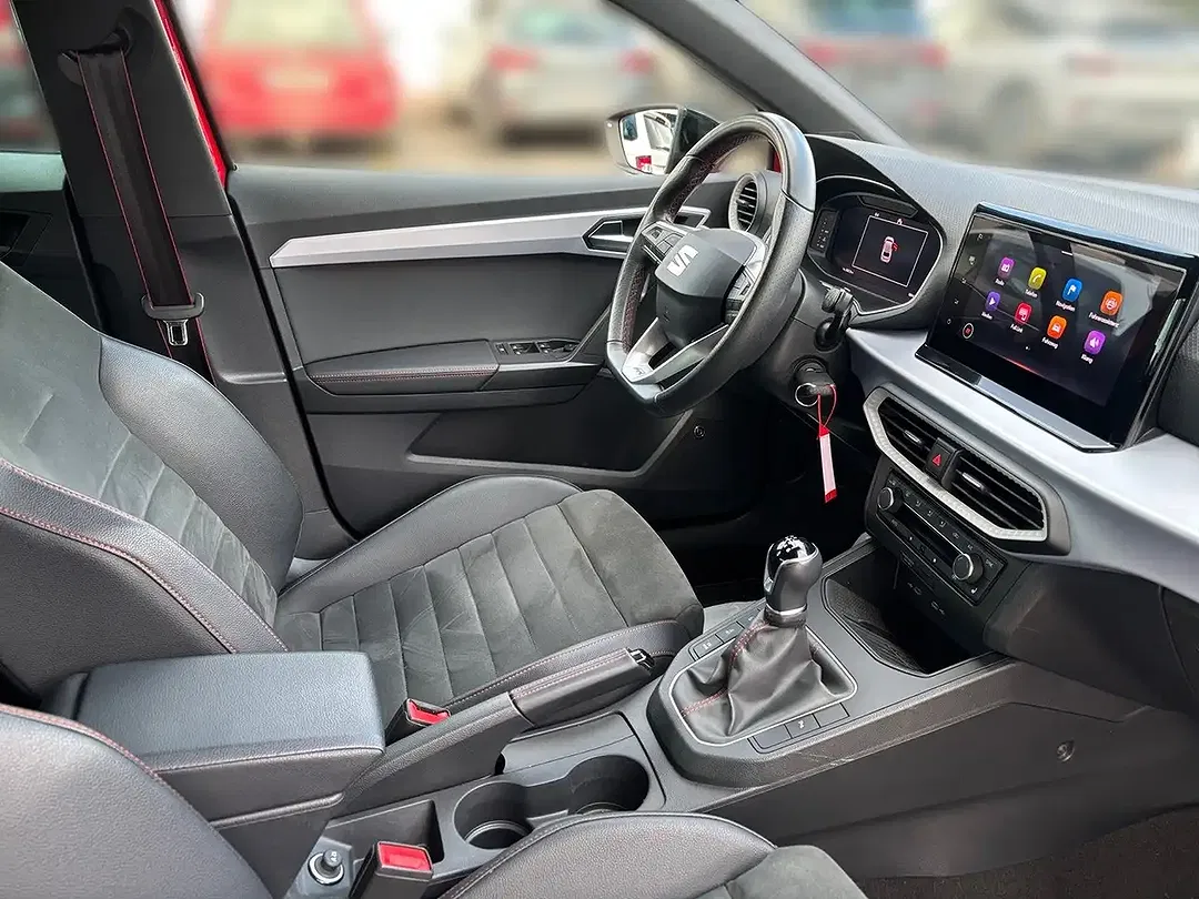 SEAT Ibiza - Thumbnail 11