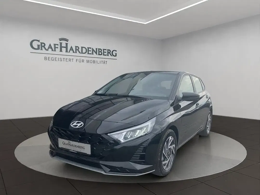 Hyundai i20 - Thumbnail 1