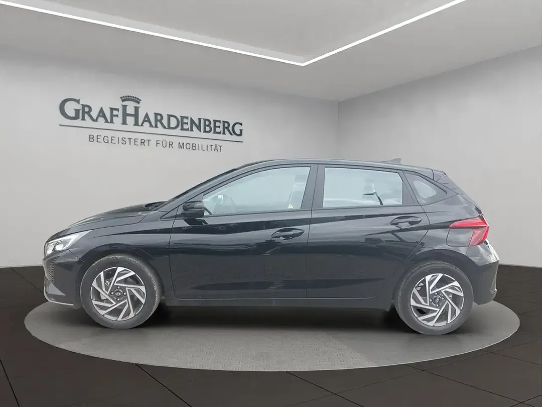 Hyundai i20 - Thumbnail 2