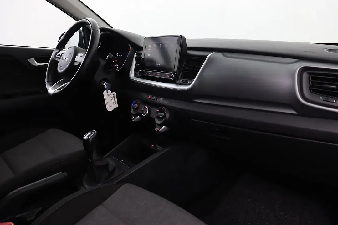 Kia Stonic - Thumbnail 11