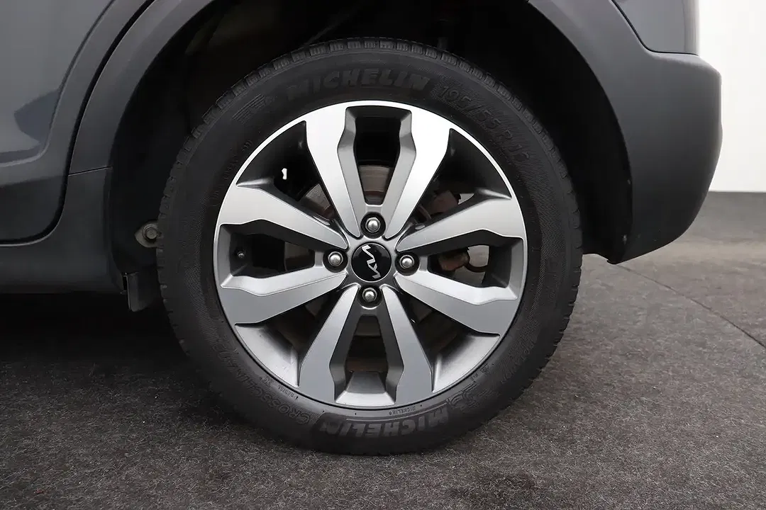 Kia Stonic - Thumbnail 15