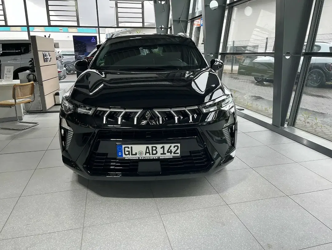 Mitsubishi ASX - Thumbnail 2
