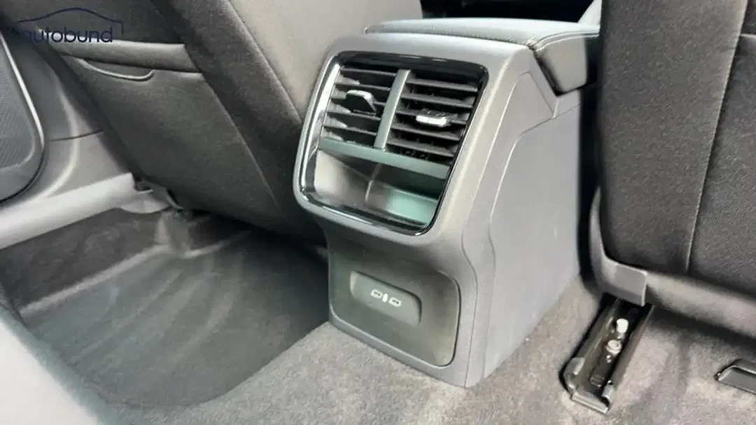Skoda Octavia - Thumbnail 8