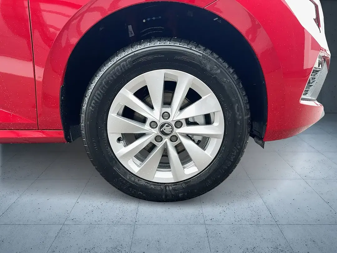 Skoda Kamiq - Thumbnail 7
