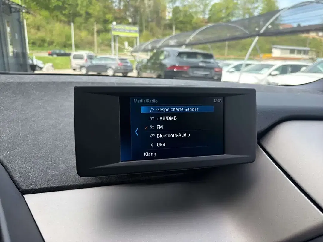 BMW i3 - Thumbnail 18