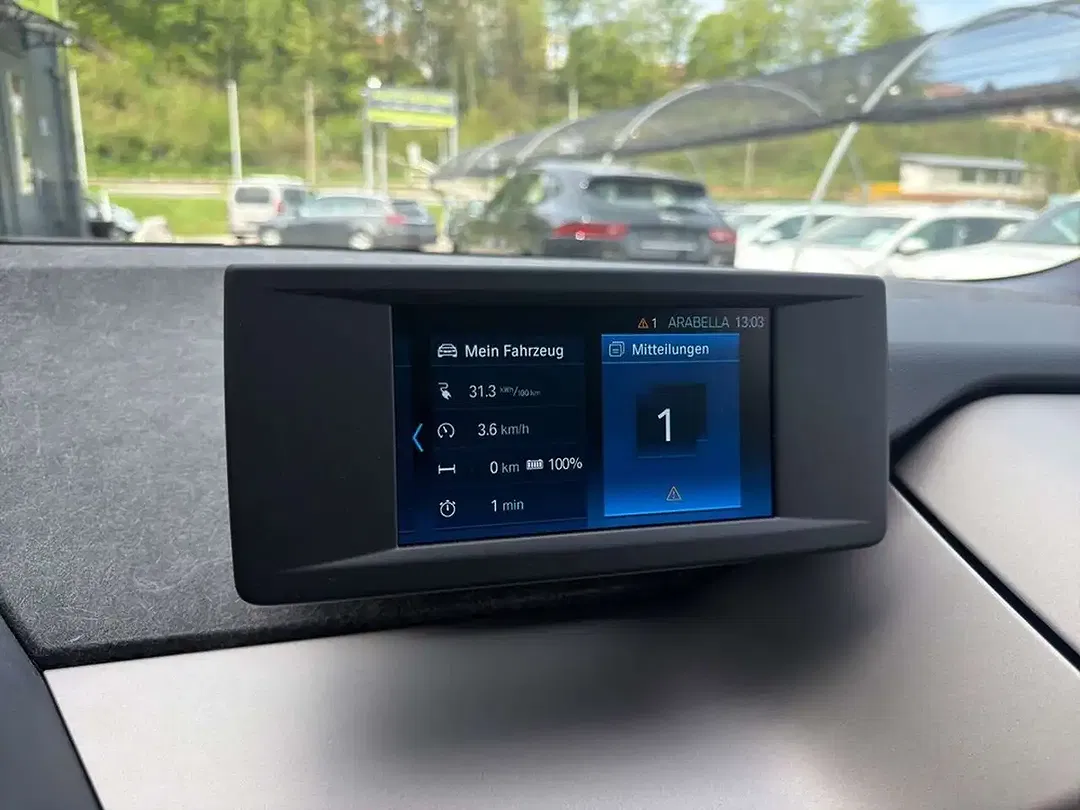 BMW i3 - Thumbnail 19