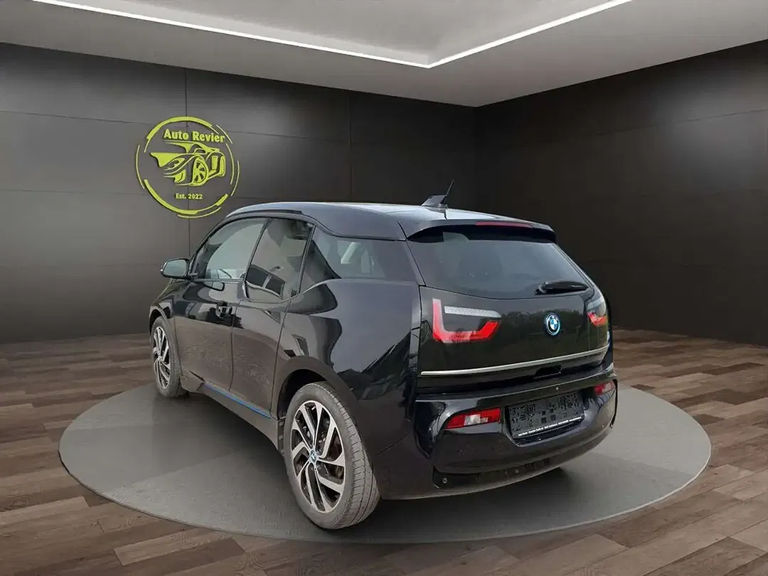 BMW i3 - Thumbnail 4
