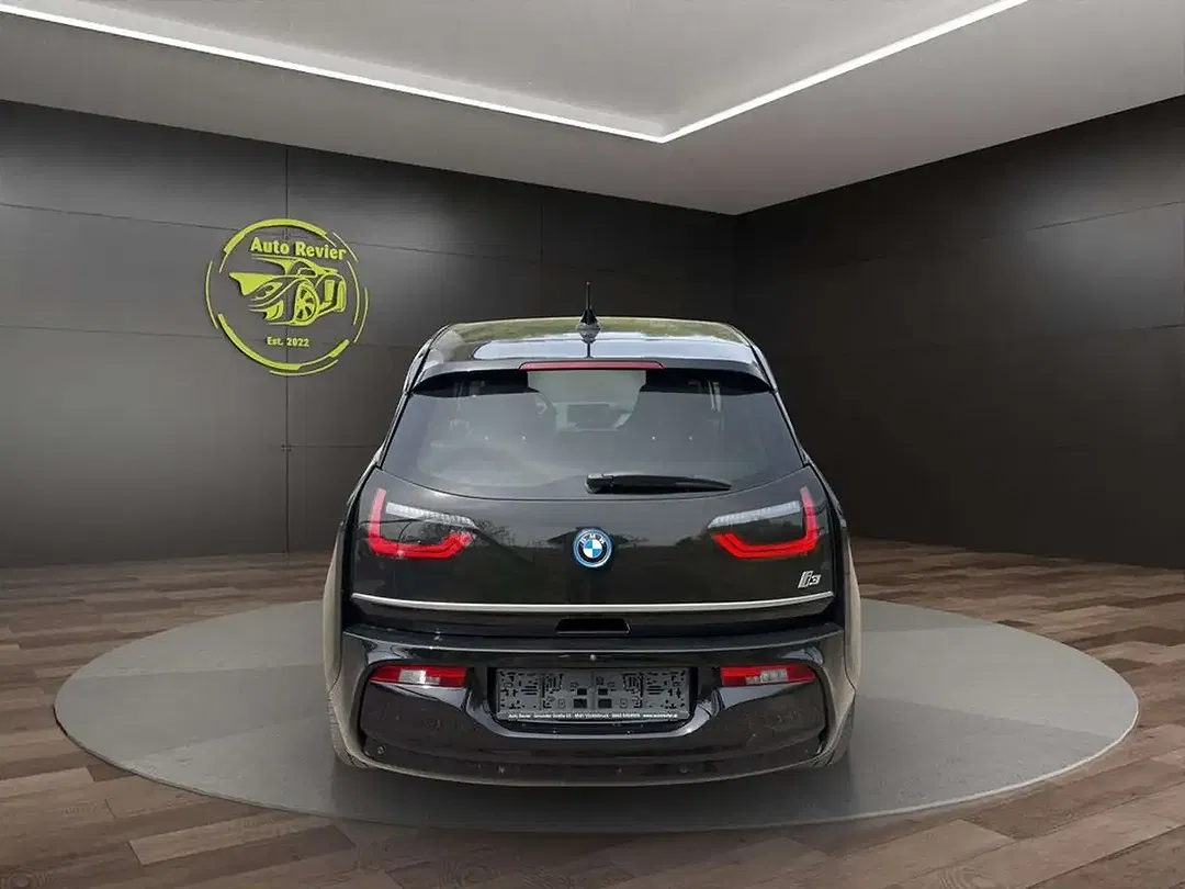BMW i3 - Thumbnail 5