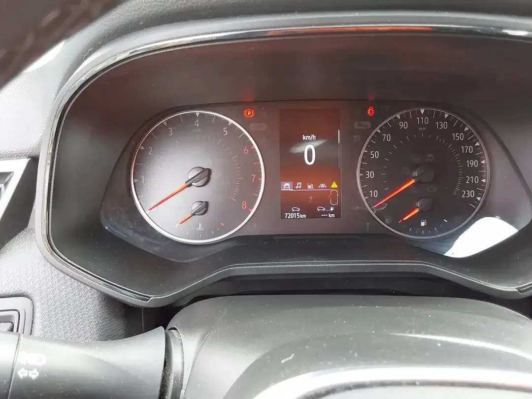 Renault Clio - Thumbnail 13