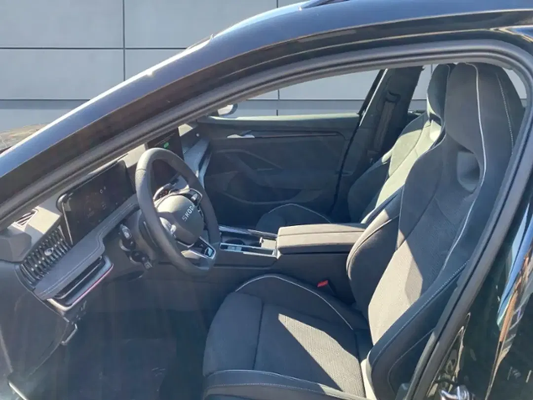 Skoda Superb - Thumbnail 5