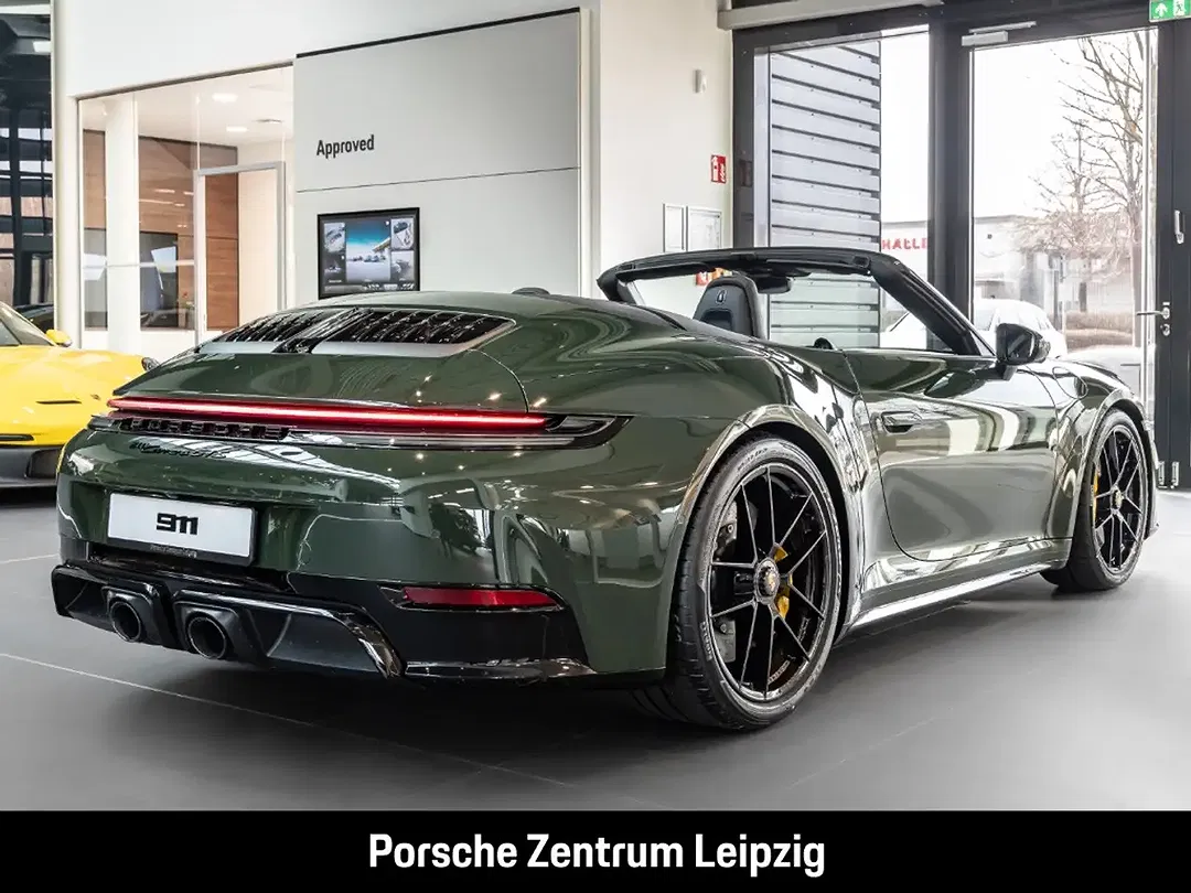 Porsche 992 - Thumbnail 10