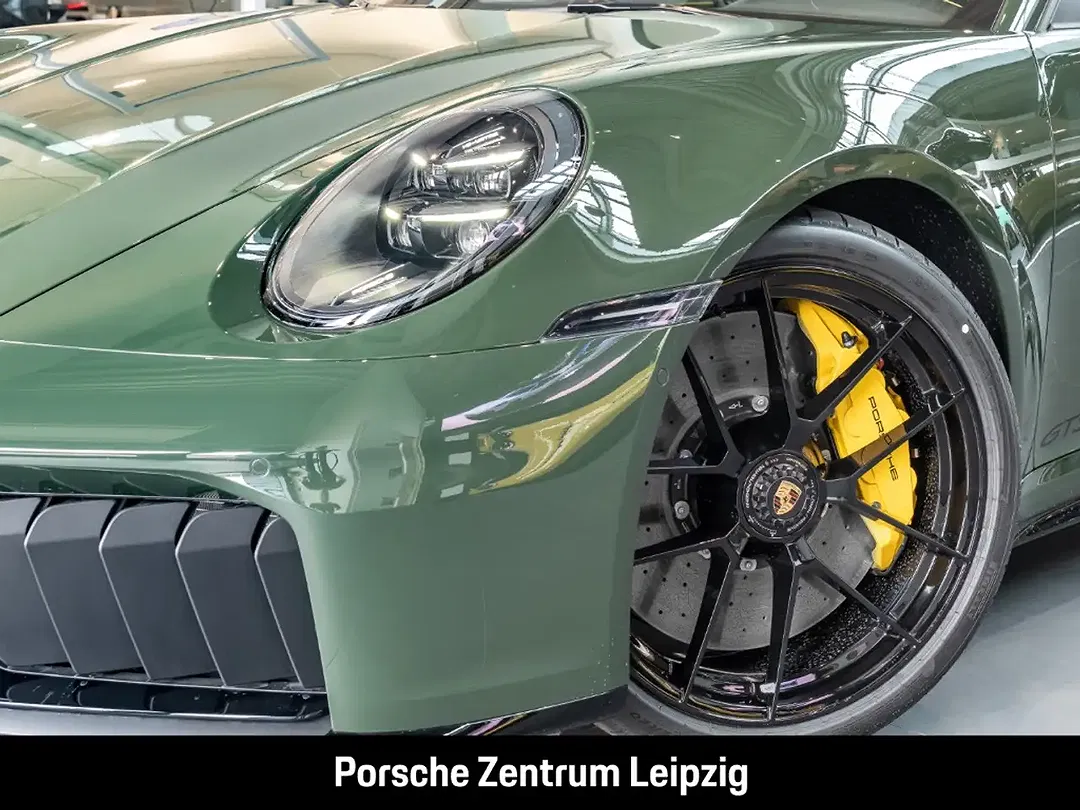 Porsche 992 - Thumbnail 12
