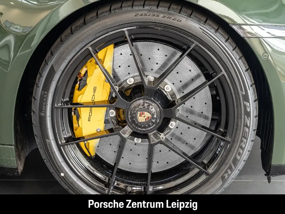Porsche 992 - Thumbnail 14
