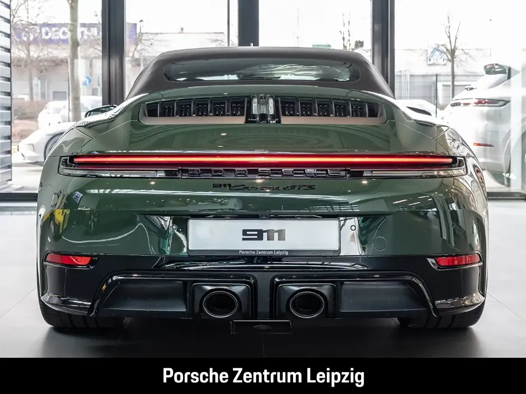 Porsche 992 - Thumbnail 5