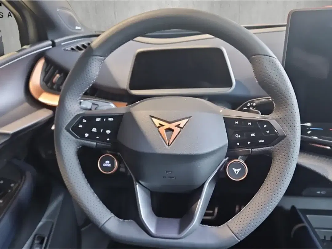 CUPRA Tavascan - Thumbnail 13