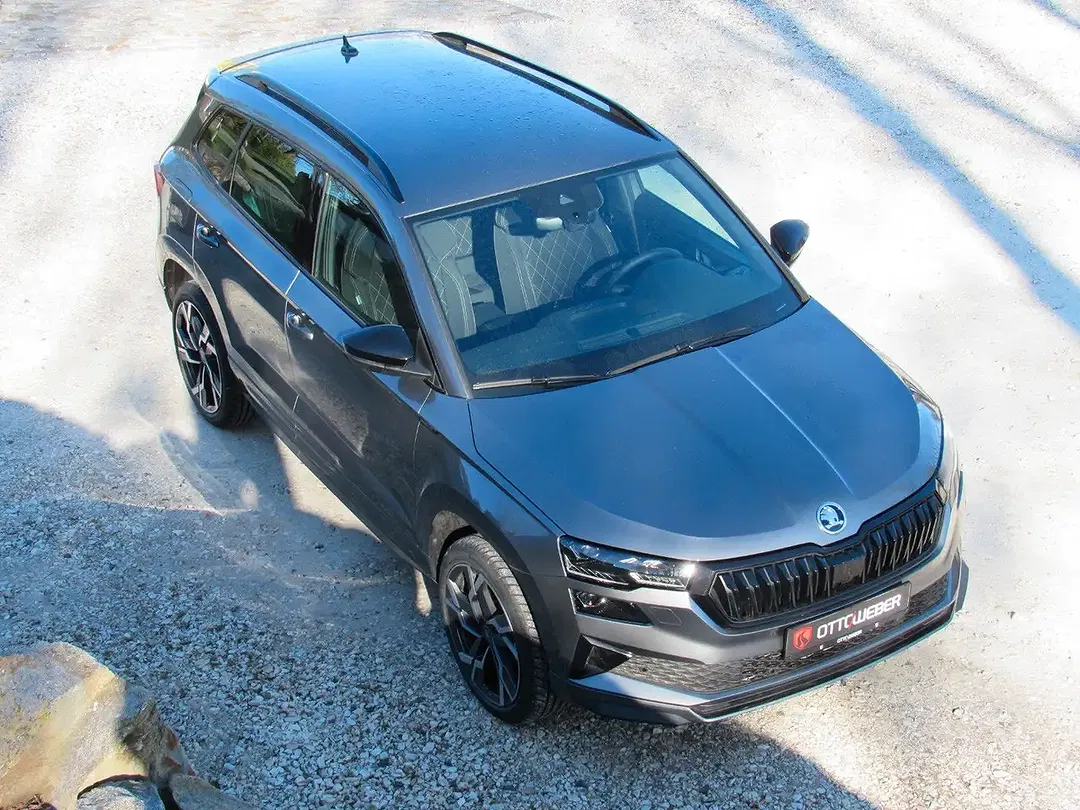 Skoda Karoq - Thumbnail 5