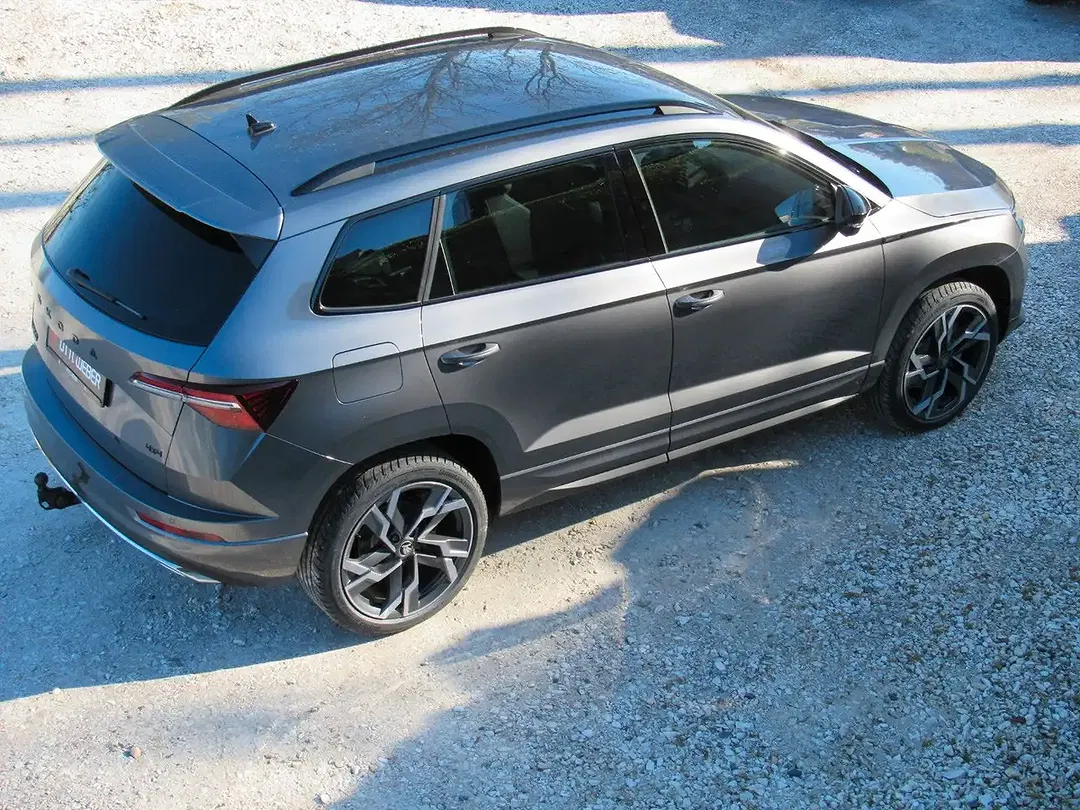 Skoda Karoq - Thumbnail 6