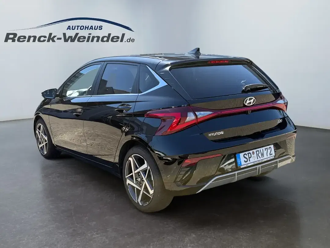 Hyundai i20 - Thumbnail 3