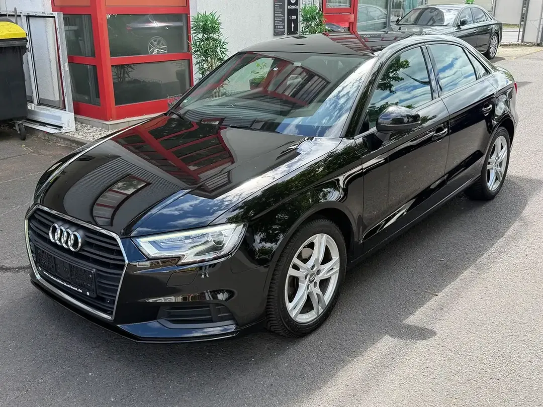 Audi A3 - Thumbnail 3