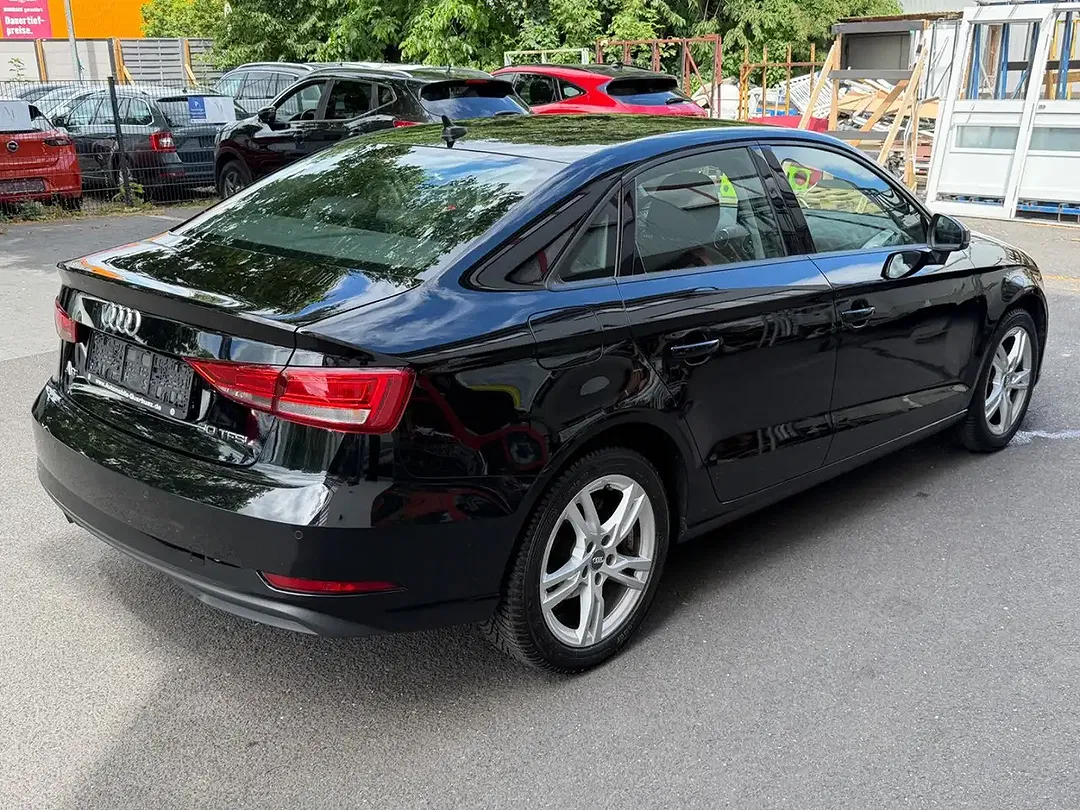 Audi A3 - Thumbnail 6