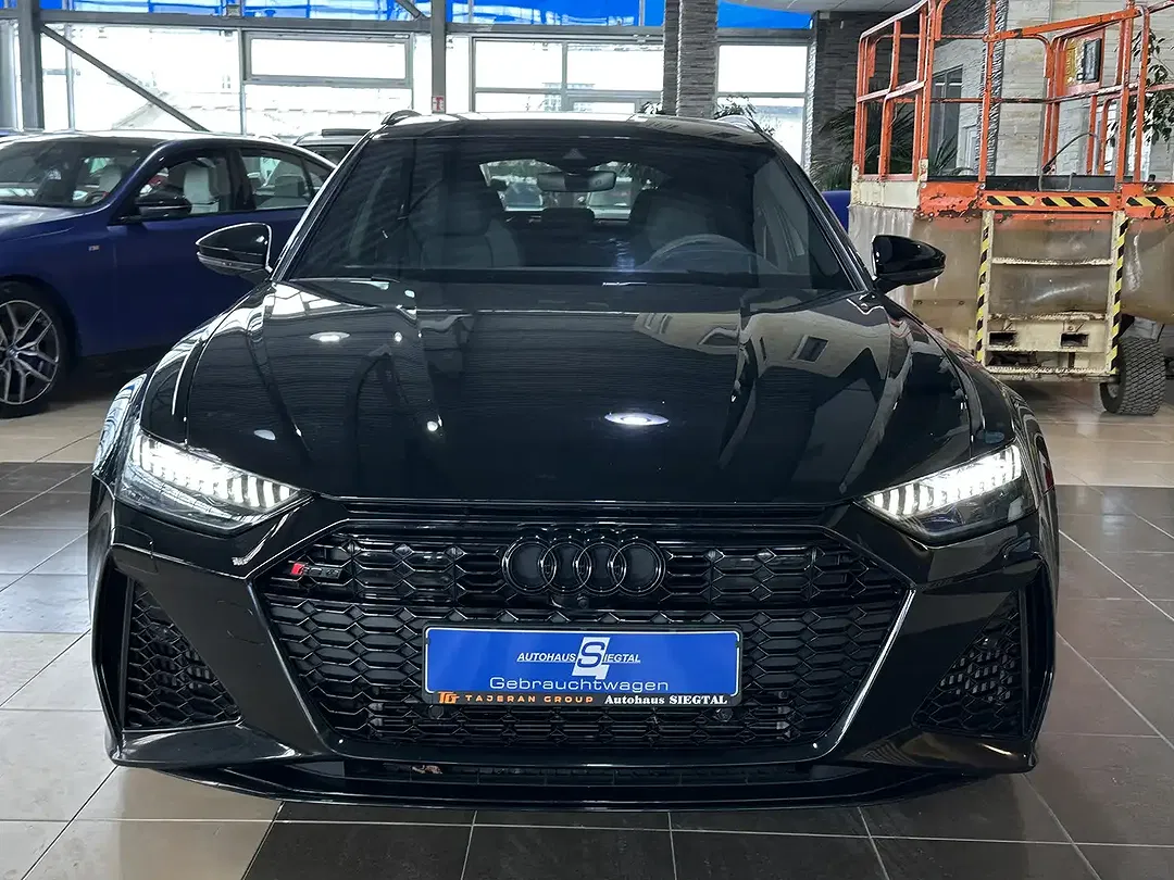 Audi RS6 - Thumbnail 2