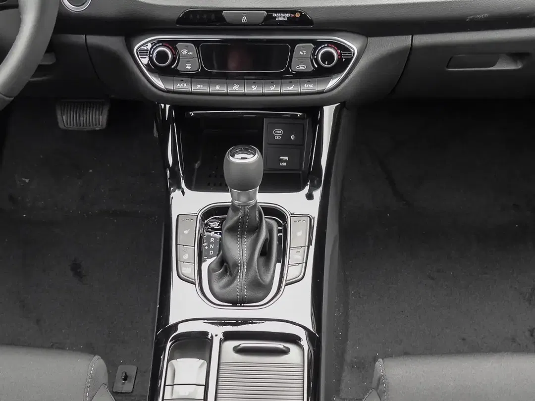Hyundai i30 - Thumbnail 10