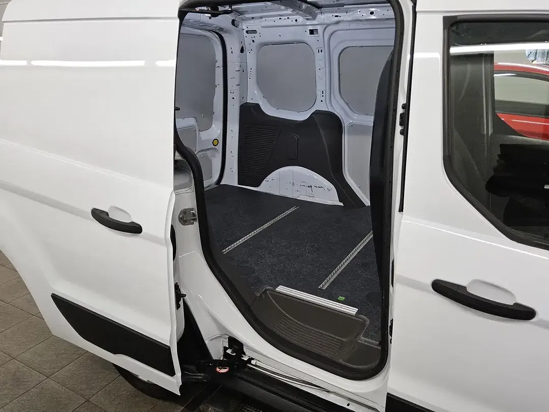 Ford Transit Connect - Thumbnail 11