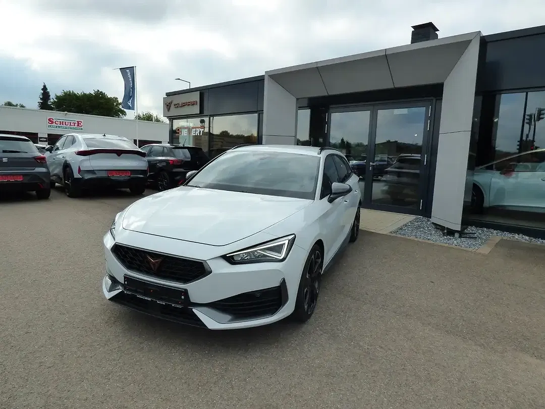 CUPRA Leon - Thumbnail 1