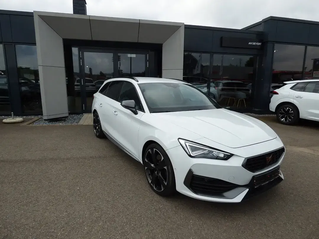 CUPRA Leon - Thumbnail 2