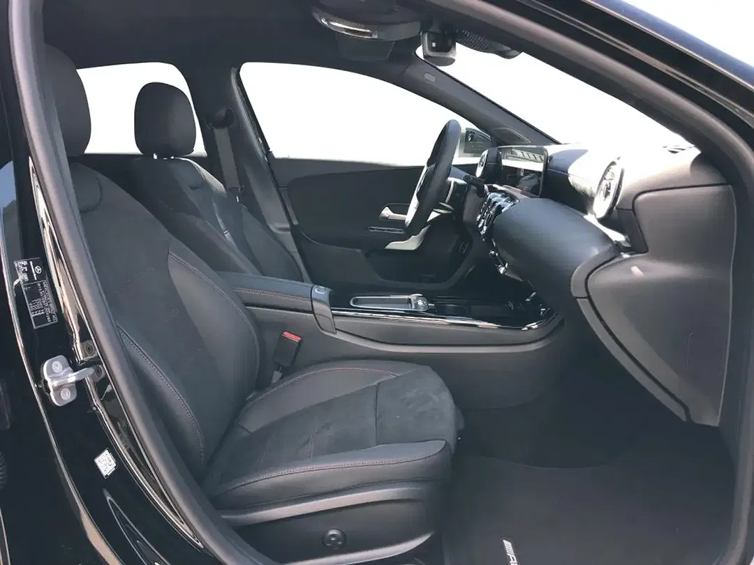 Mercedes-Benz A 220 - Thumbnail 3
