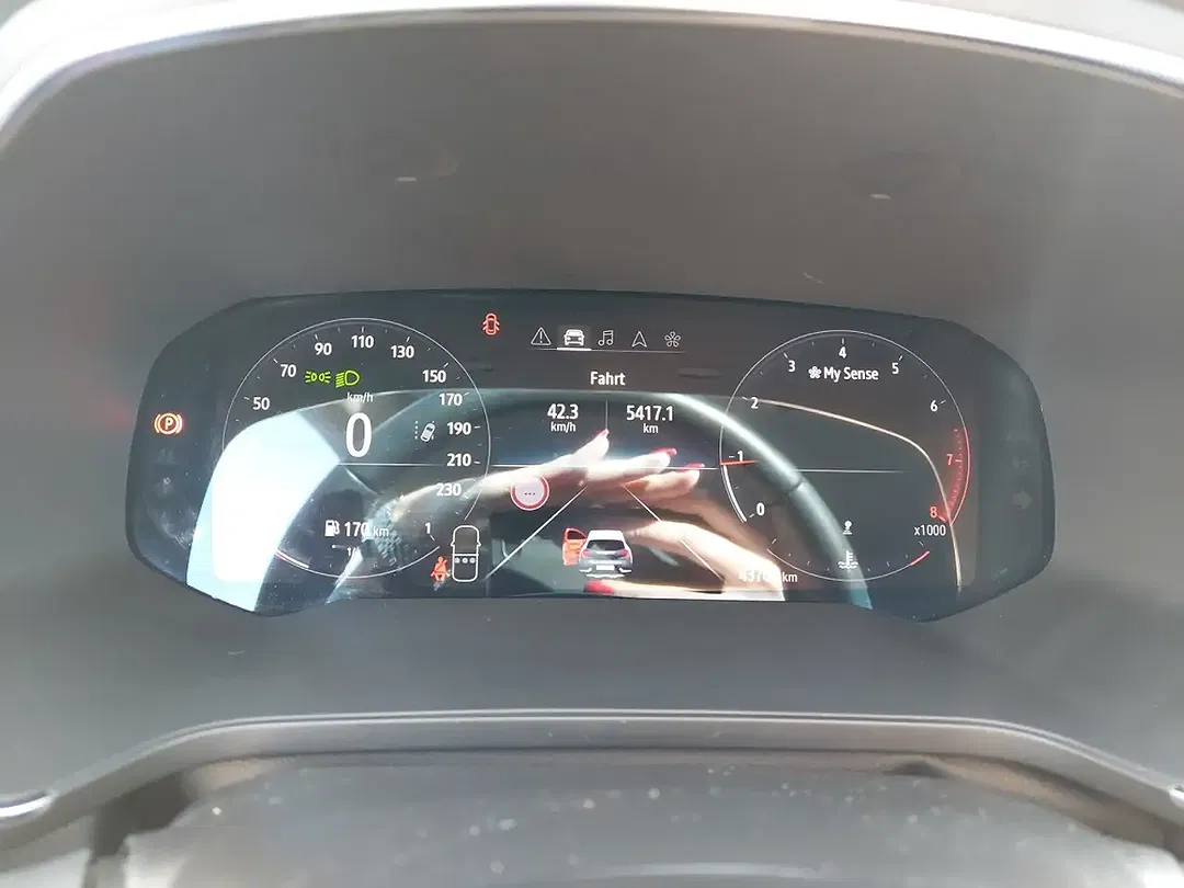 Renault Captur - Thumbnail 14