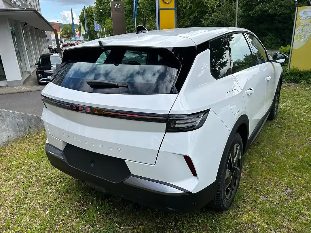 Opel Grandland - Thumbnail 7