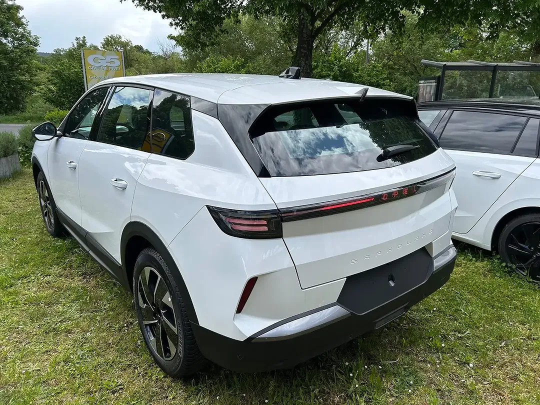 Opel Grandland - Thumbnail 8