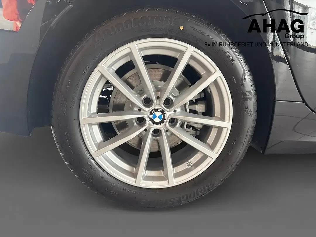 BMW 318 - Thumbnail 12