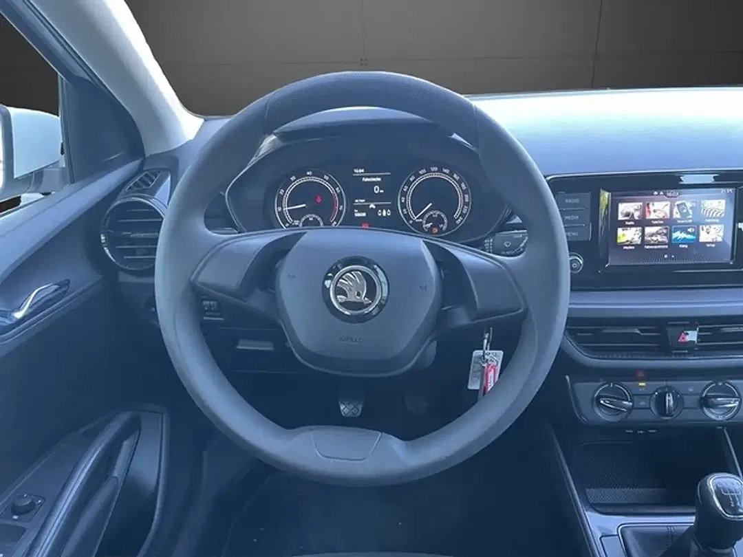 Skoda Fabia - Thumbnail 12