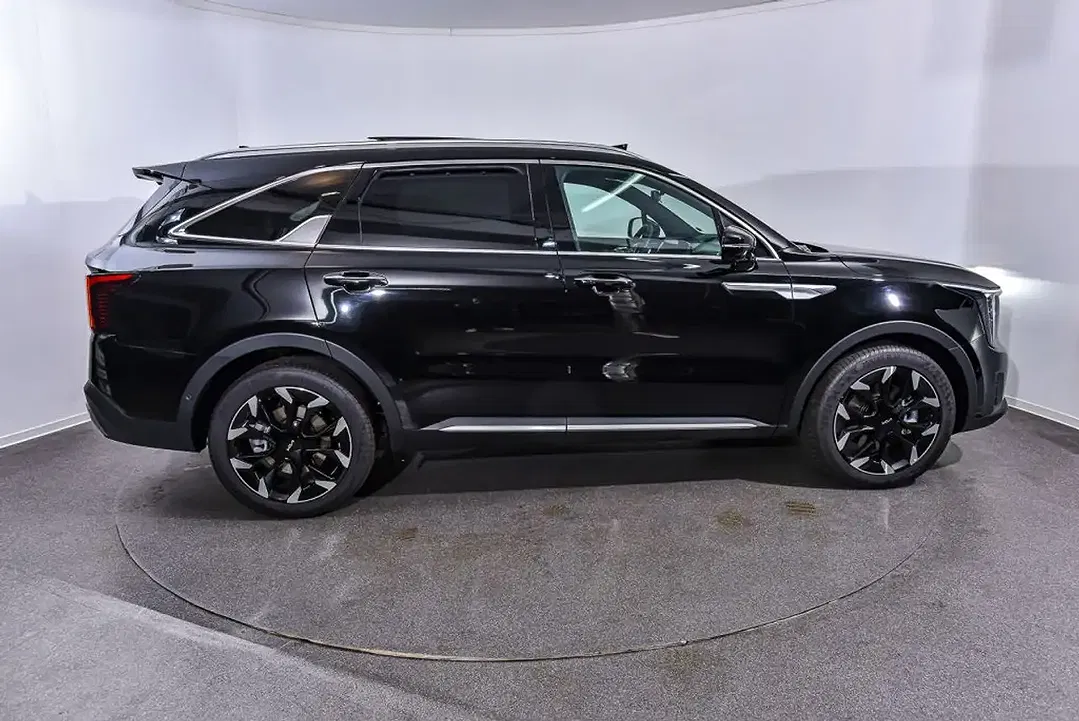 Kia Sorento - Thumbnail 4