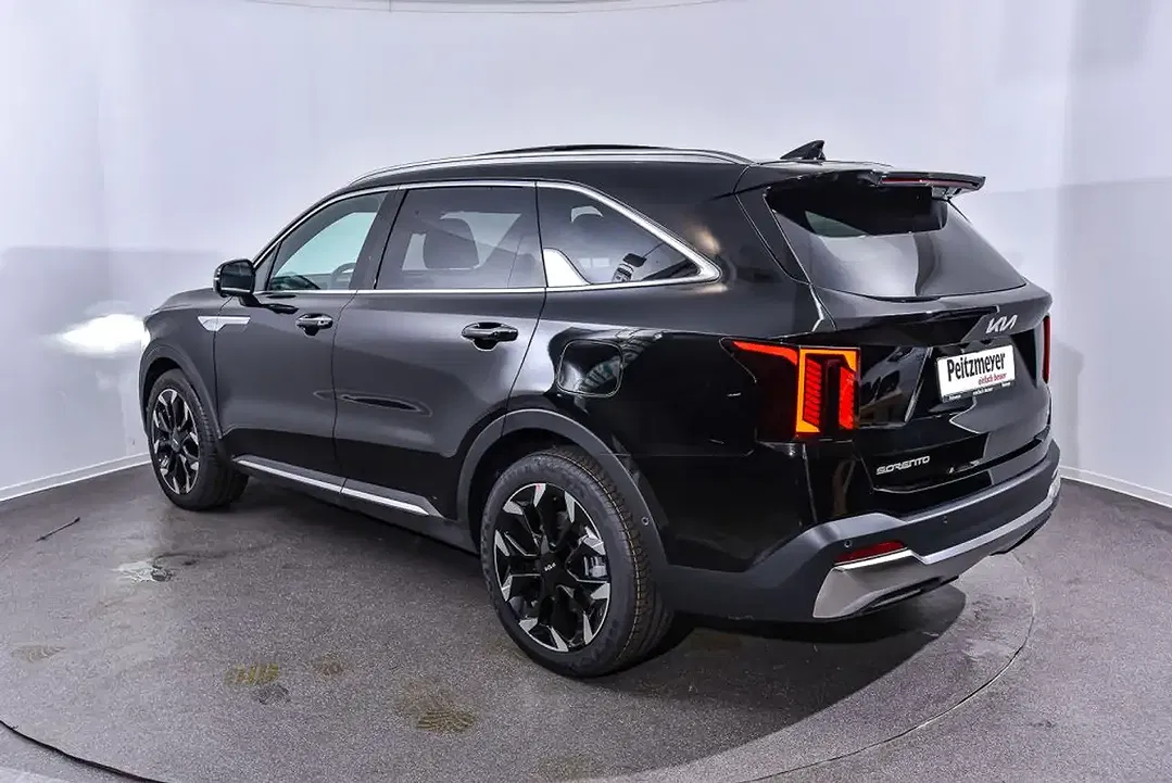 Kia Sorento - Thumbnail 7