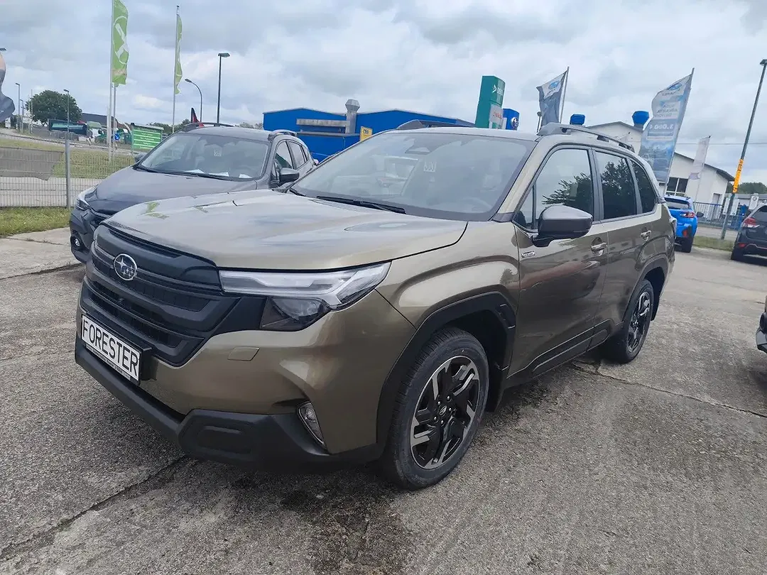 Subaru Forester - Thumbnail 1