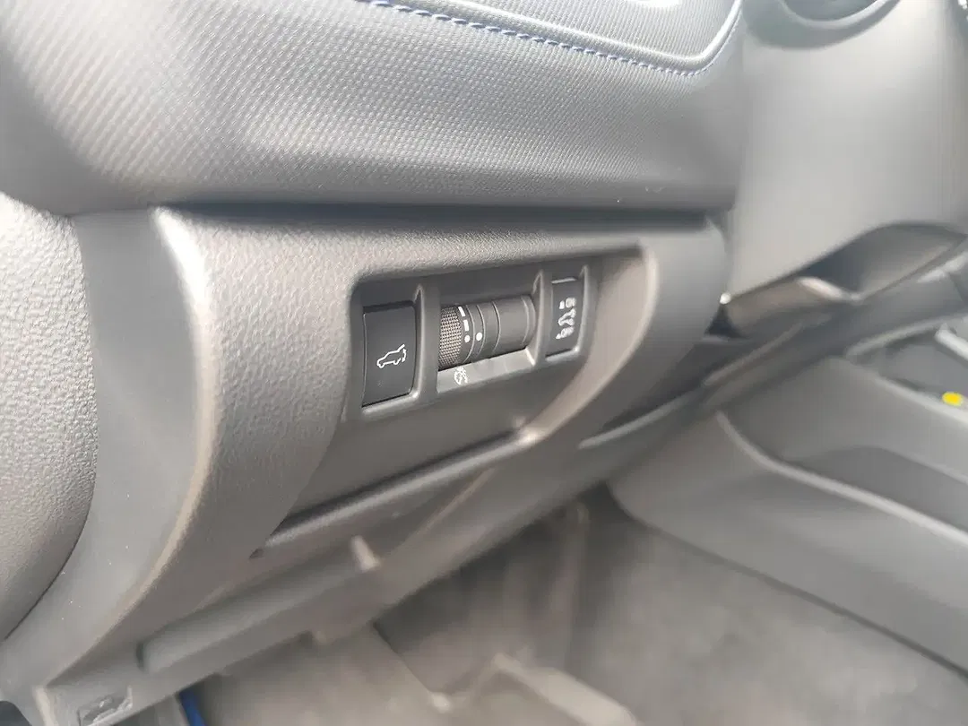 Subaru Forester - Thumbnail 8