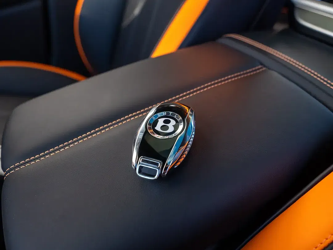 Bentley Flying Spur - Thumbnail 10