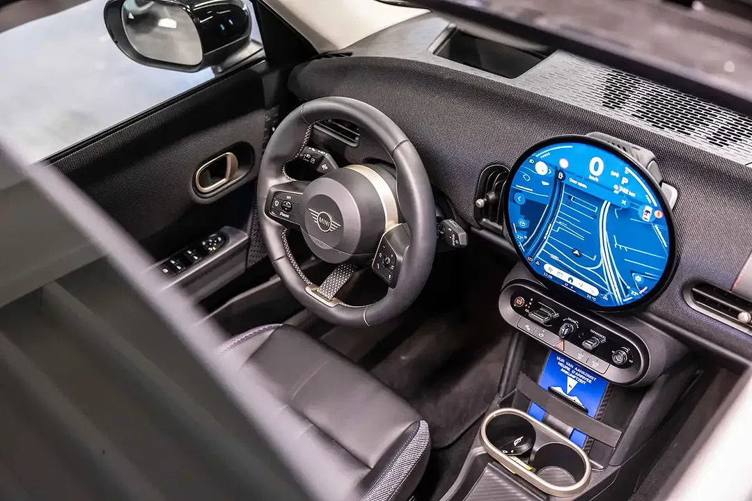 MINI Cooper C - Thumbnail 13