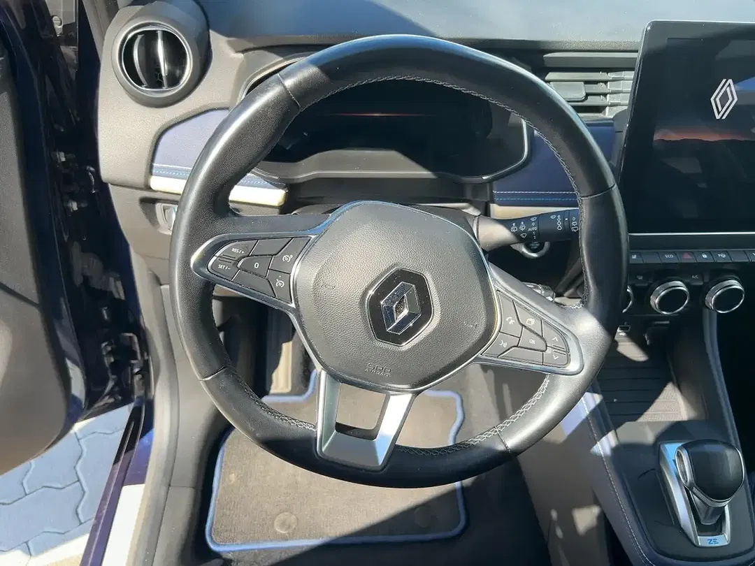 Renault ZOE - Thumbnail 11