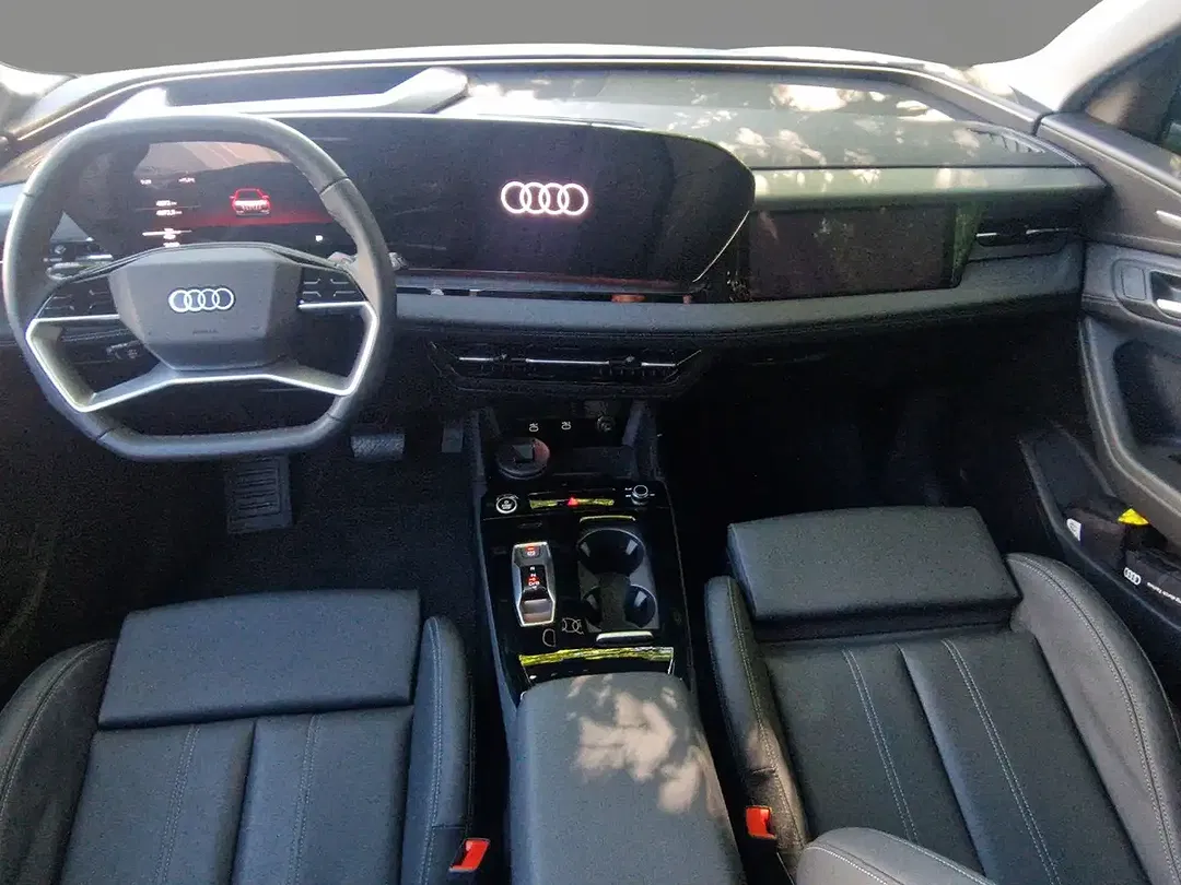 Audi Q6 e-tron - Thumbnail 9